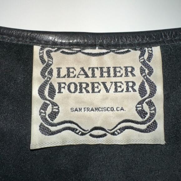 Leather Forever Unisex Small Black Leather Vest Riding Motorcycle Open Front VTG - Picture 3 of 4